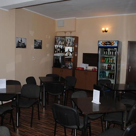 Hotel West Șcheia Kültér fotó