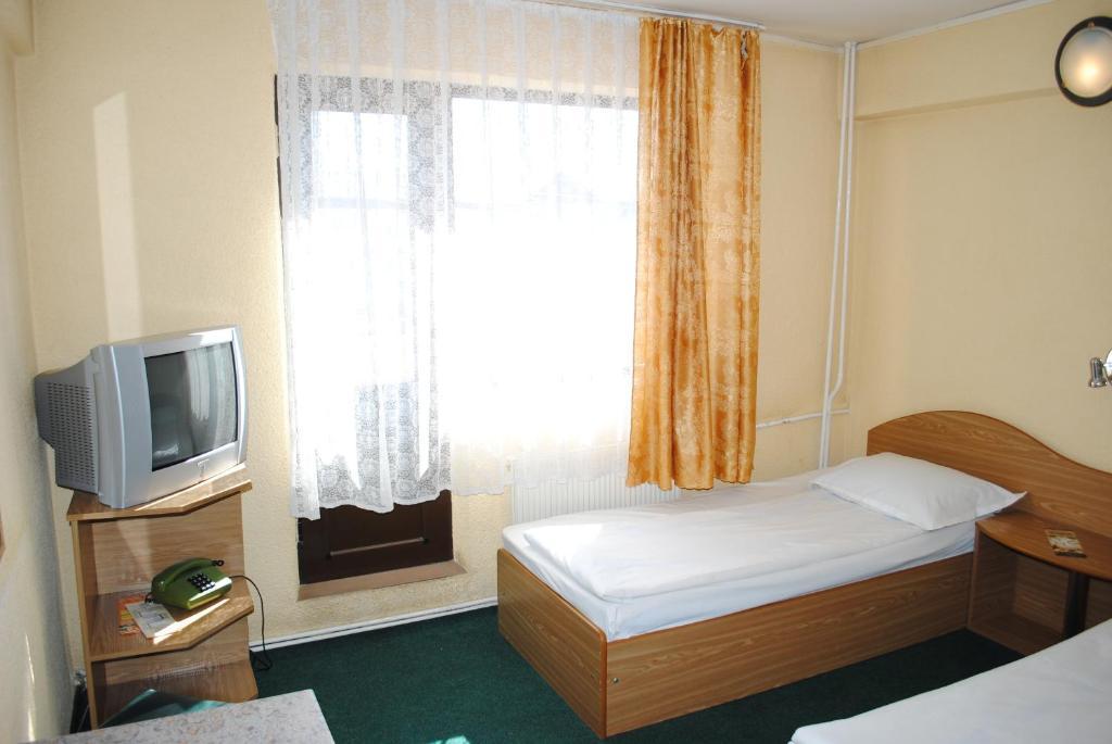 Hotel West Șcheia Szoba fotó